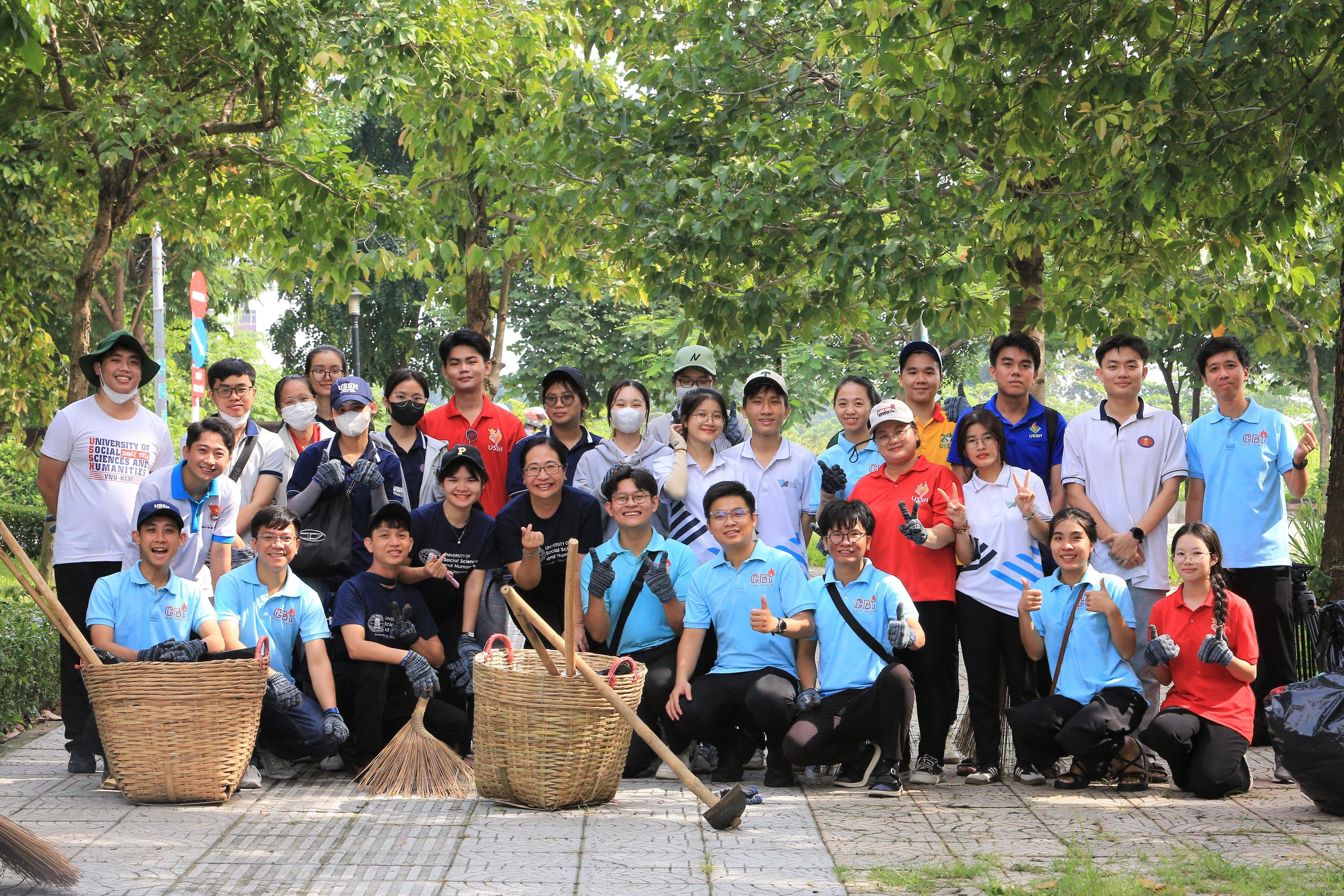 Ngày hành động “Người Nhân văn xây dựng Đại học Xanh” năm 2024