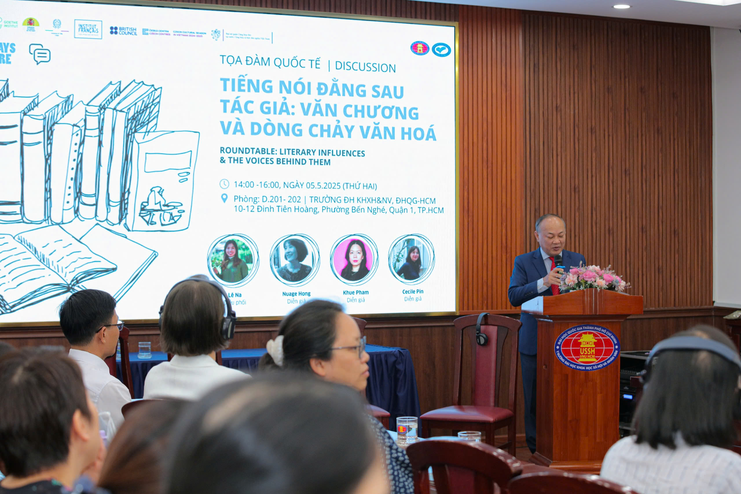 Tọa đàm "Tiếng nói đằng sau tác giả: văn chương và dòng chảy văn hóa"