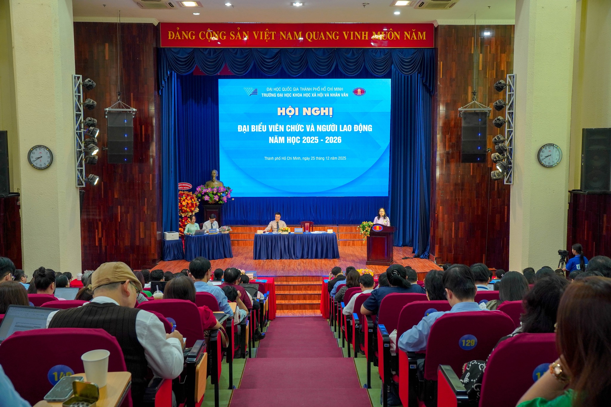 Hội nghị đại biểu VC&NLĐ năm học 2025–2026: Thống nhất nghị quyết, quyết tâm hành động