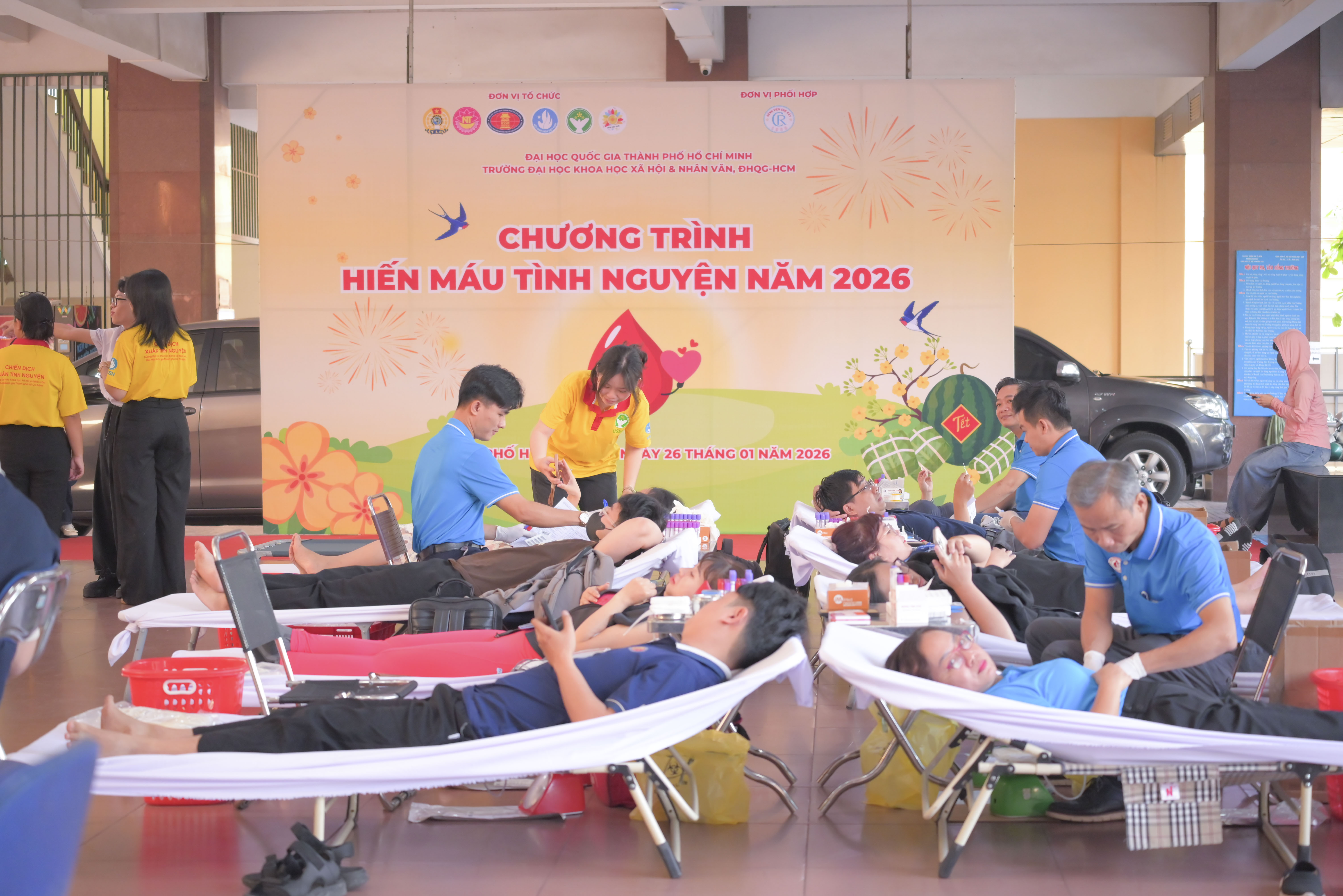 Trường ĐH KHXH&NV, ĐHQG-HCM: Gần 200 đơn vị máu được trao đi trong ngày hội tình nguyện năm 2026
