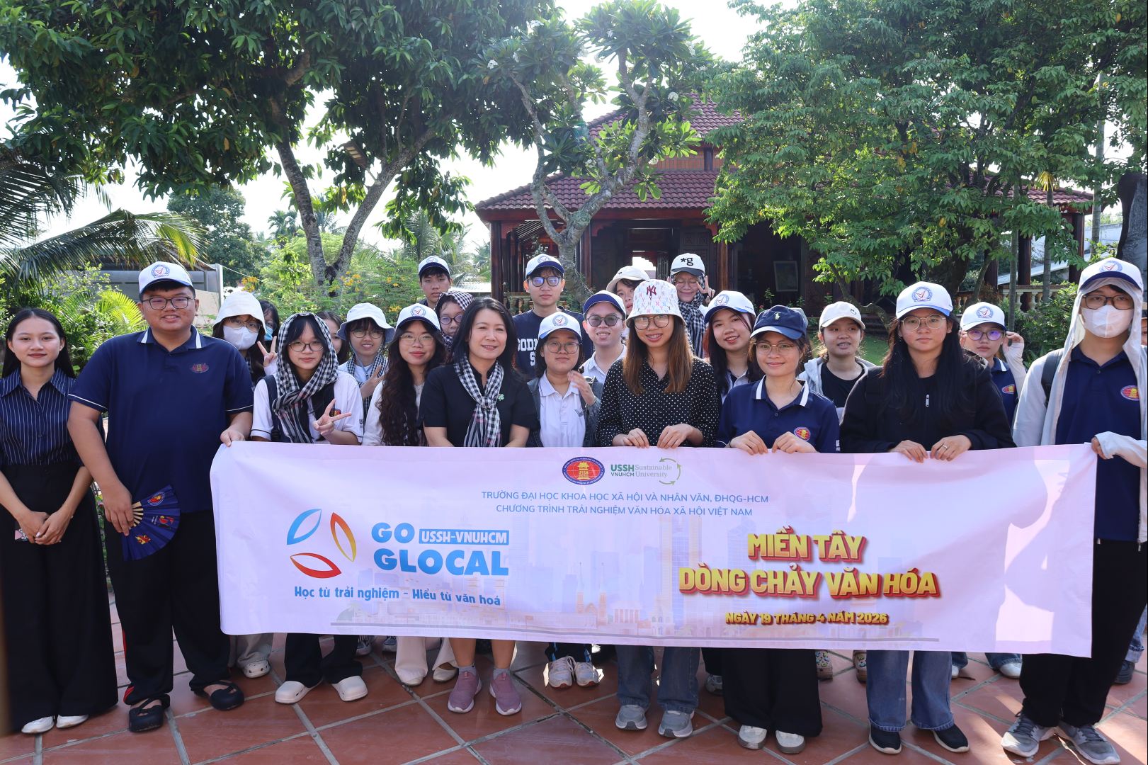 Dòng chảy văn hoá - Khám phá Miền Tây sông nước