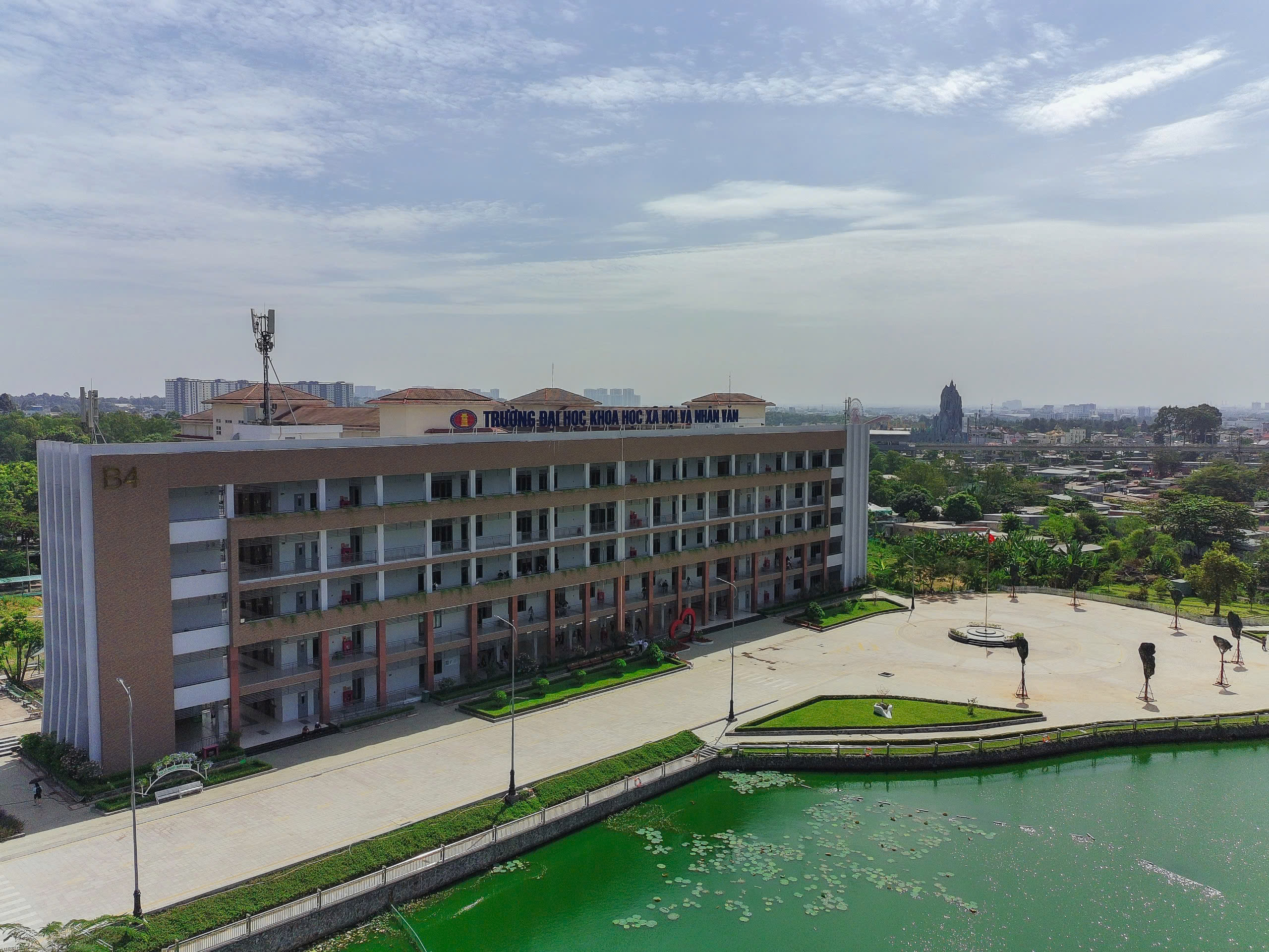 Thông báo điều chỉnh tên gọi công trình và số hiệu phòng học tại Cơ sở Linh Xuân