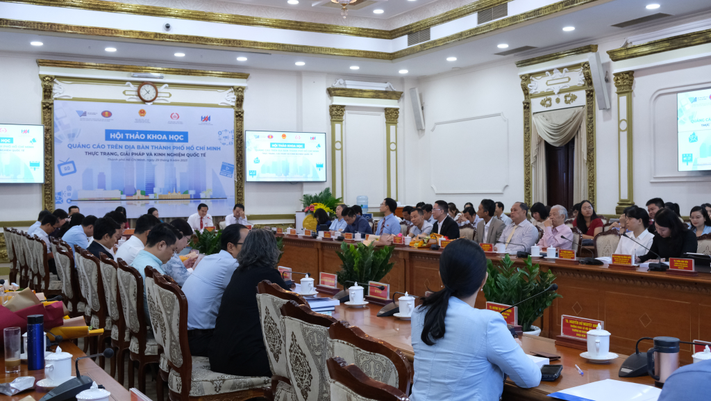 Hội thảo thu hút nhiều chuyên gia, nhà khoa học và những doanh nghiệp có tiếng trong lĩnh vực quảng cáo - Ảnh: Hương Mỹ