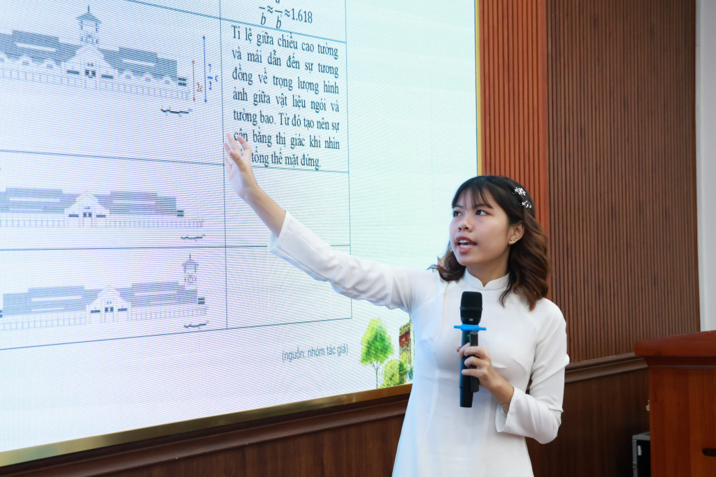 Các nhà nghiên cứu trình bày kết quả nghiên cứu tại phiên thảo luận tiểu ban - Ảnh: THANH KHUÊ
