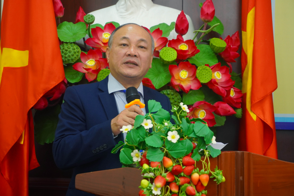 T.S Phan Thanh Định hy vọng những ý kiến tại tọa đàm sẽ góp phần phát huy được nguồn lực của sự đa dạng trong văn hóa theo mục tiêu của Nghị quyết 98/2023 - Ảnh: Ngọc Bích