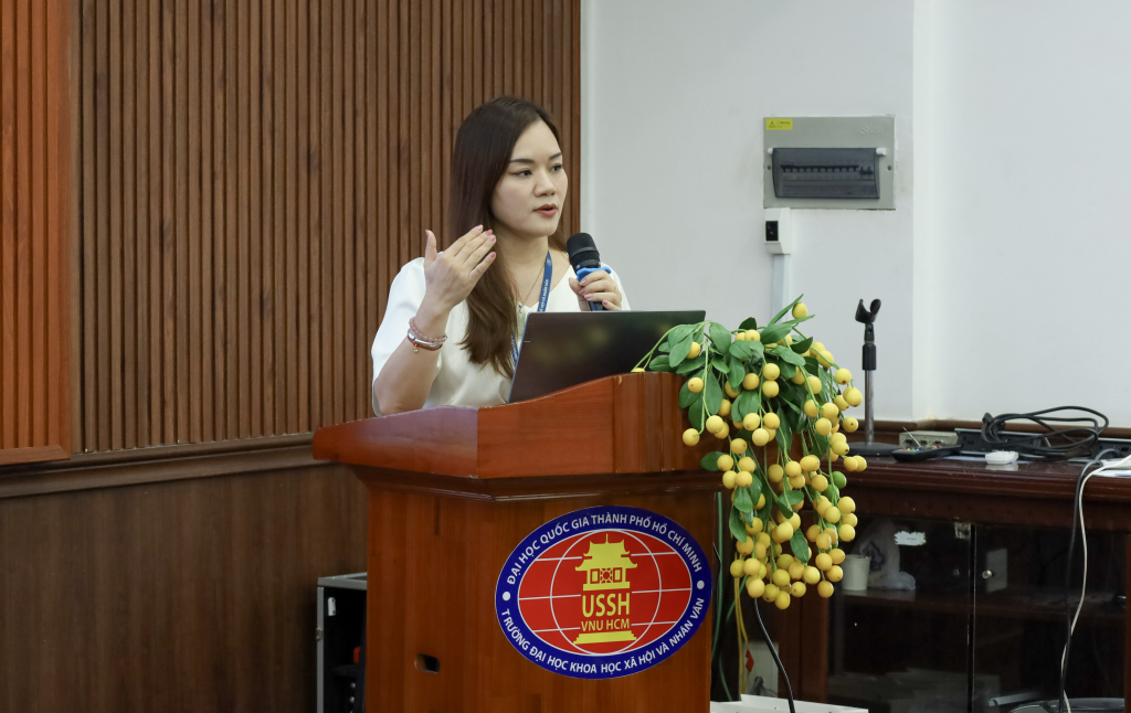 Mô hình hợp tác giữa doanh nghiệp - nhà trường gắn liền với nhu cầu xã hội được TS. Đỗ Thúy Hà trình bày trong tham luận - Ảnh: QUỲNH NHƯ